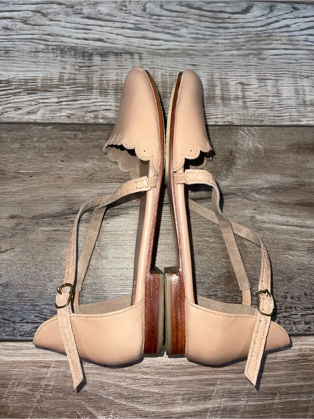 Elf Bali Myrelle Criss-Cross Leather Ballet Flats 9.5 Beige